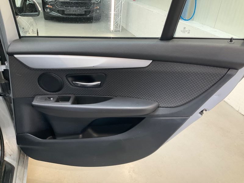 BMW 2er 220d Gran Tourer Advantage 2019 – снимка 25
