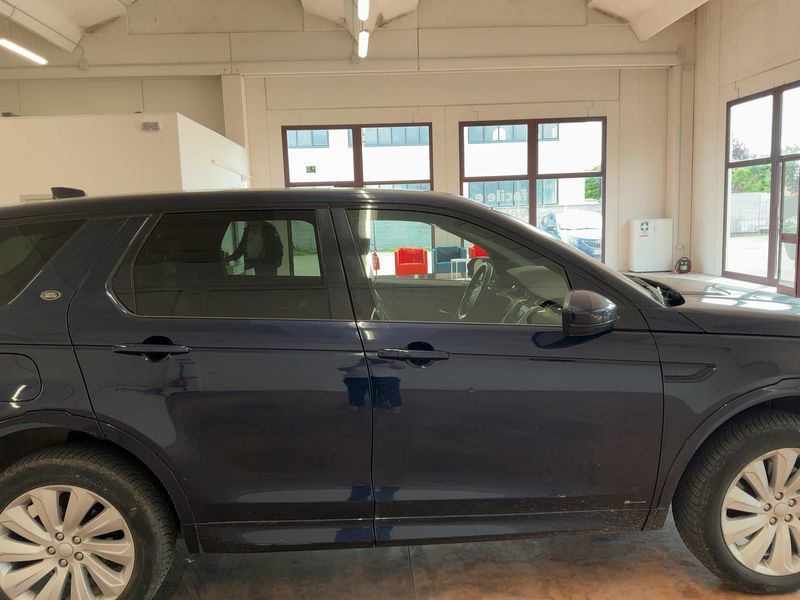 Land Rover Discovery Sport D180 R-Dynamic AWD 2021 – снимка 10