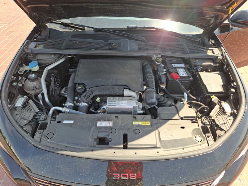 Peugeot 308 1.2 PureTech Allure Pack 2022 – снимка 8