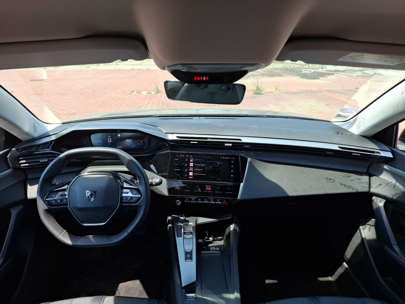 Peugeot 308 1.2 PureTech Allure Pack 2022 – снимка 11