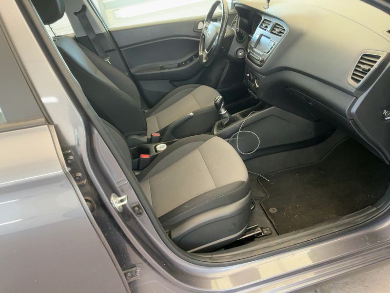 Hyundai i20 Active 1.0 TGDI Trend 2019 – снимка 16
