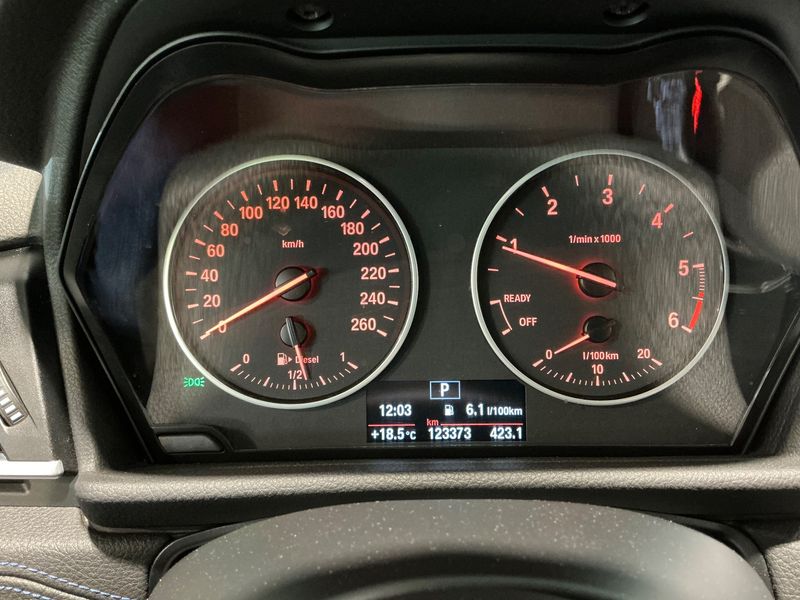 BMW 2er 220d Gran Tourer xDrive M Sport 2016 – снимка 19