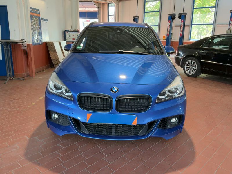 BMW 2er 220d Gran Tourer xDrive M Sport 2016 – снимка 14