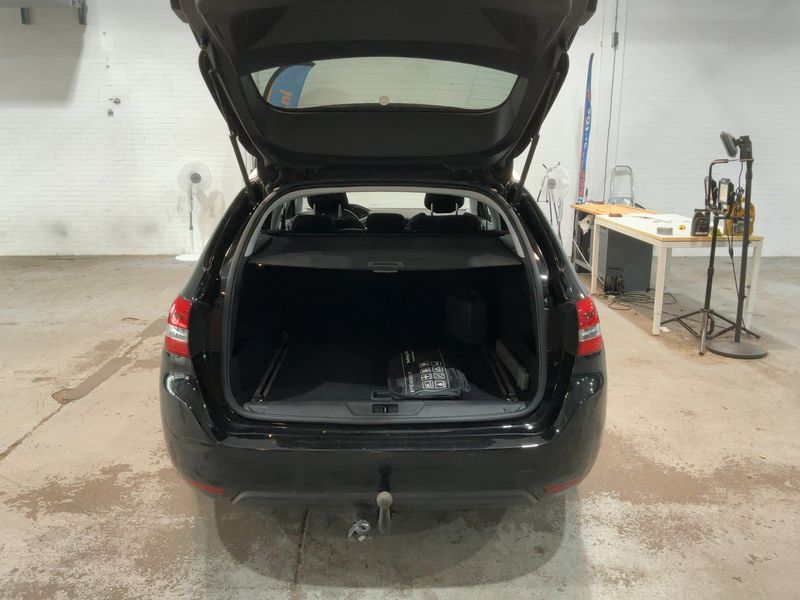 Peugeot 308 2.0 Blue-HDi Business-Line 2014 – снимка 15