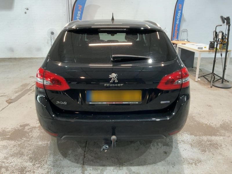 Peugeot 308 2.0 Blue-HDi Business-Line 2014 – снимка 7