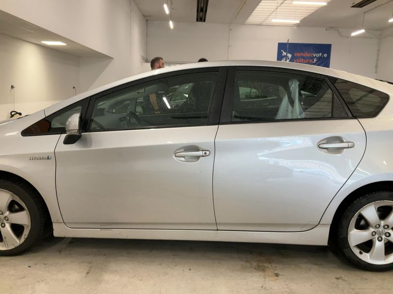 Toyota Prius 1.8 Life 2010 – снимка 4