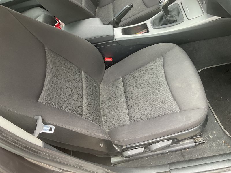 BMW 3er 318d 2008 – снимка 29