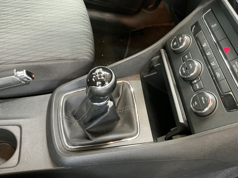 Seat Leon 1.6 TDI Style 2014 – снимка 33