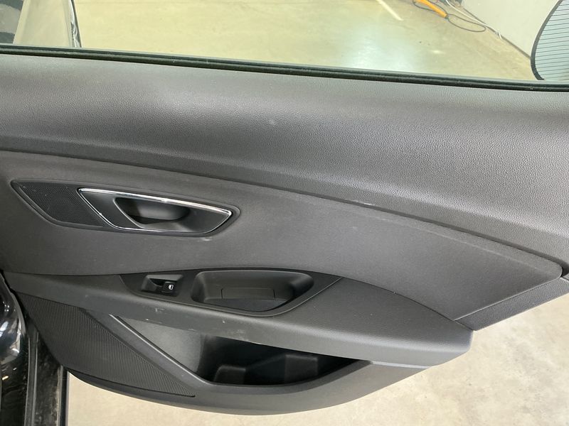 Seat Leon 1.6 TDI Style 2014 – снимка 28