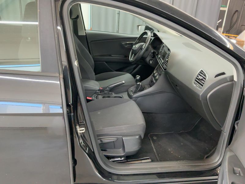 Seat Leon 1.6 TDI Style 2014 – снимка 17