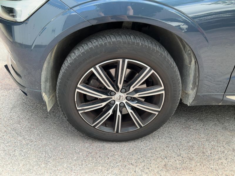 Volvo XC60 2.0 D4 Inscription 2WD 2019 – снимка 3