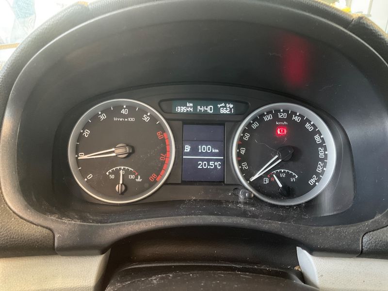 Skoda Fabia 1.2 Ambiente 2007 – снимка 4