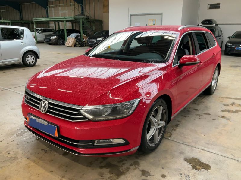 Volkswagen Passat 2.0 TDI Highline 4Motion BlueMotion Tech 2015 – снимка 2