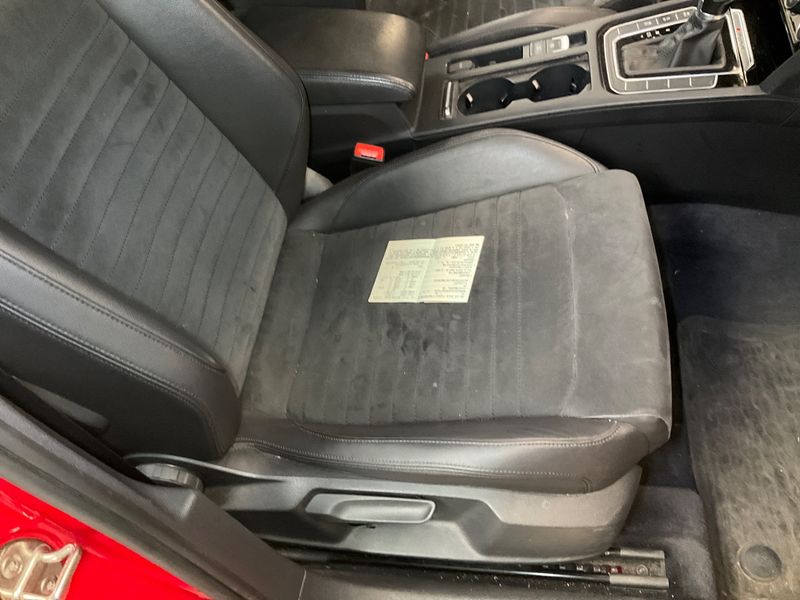 Volkswagen Passat 2.0 TDI Highline 4Motion BlueMotion Tech 2015 – снимка 33