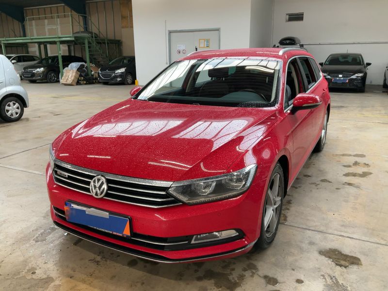 Volkswagen Passat 2.0 TDI Highline 4Motion BlueMotion Tech 2015 – снимка 1