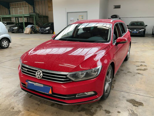 Volkswagen Passat 2.0 TDI Highline 4Motion BlueMotion Tech 2015 – снимка 1