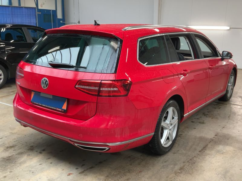 Volkswagen Passat 2.0 TDI Highline 4Motion BlueMotion Tech 2015 – снимка 8