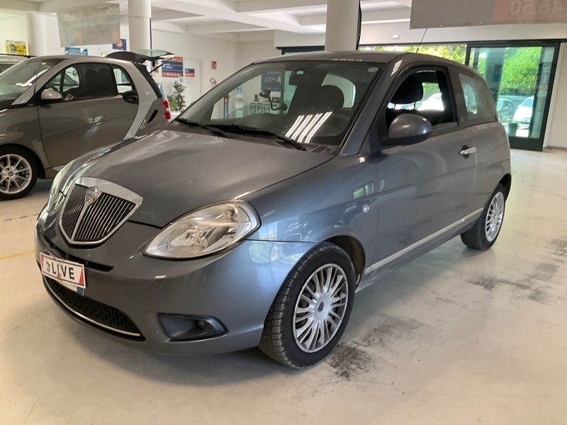 Lancia Ypsilon 1.3 JTD Multijet Diva 2010 – снимка 1
