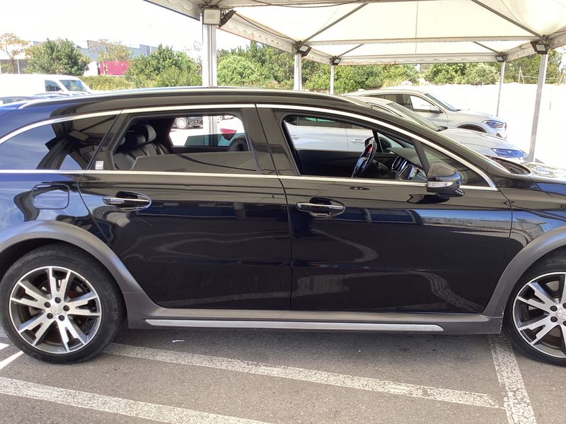 Peugeot 508 2.0 HDi Hybrid4 RXH 2013 – снимка 10