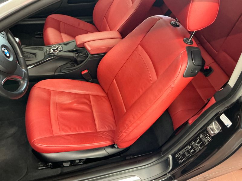 BMW 3er 330i xDrive 2010 – снимка 24