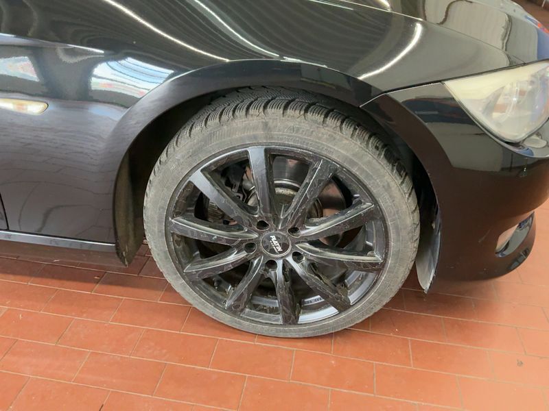 BMW 3er 330i xDrive 2010 – снимка 11