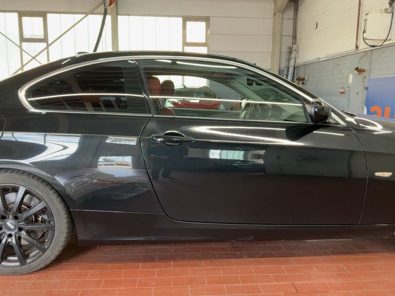 BMW 3er 330i xDrive 2010 – снимка 10