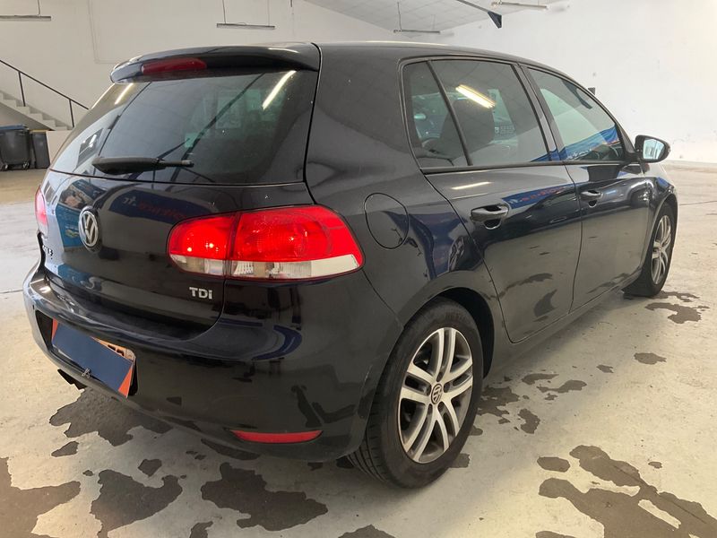 Volkswagen Golf VI 2.0 TDI Comfortline 2009 – снимка 2