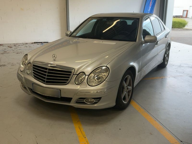 Mercedes-Benz E-Klasse E 320 CDI 4Matic Avantgarde 2008 – снимка 1