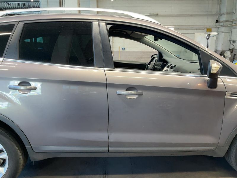Ford Kuga 2.0 TDCi Titanium 2012 – снимка 10
