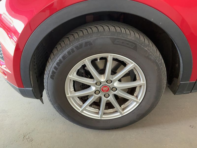 Jaguar E-Pace D150 Basis 2018 – снимка 3