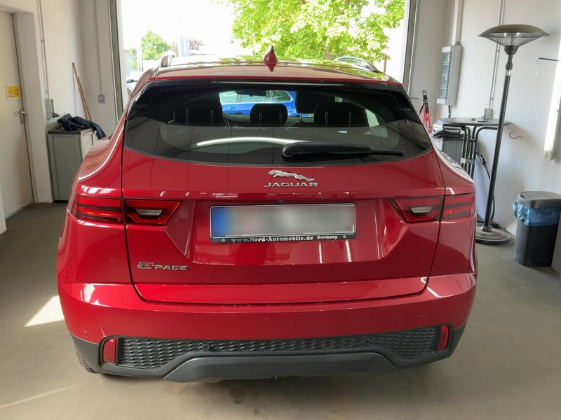 Jaguar E-Pace D150 Basis 2018 – снимка 7