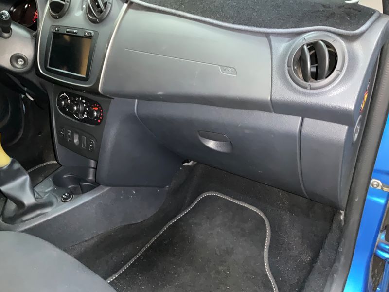 Dacia Sandero 0.9 TCe Stepway Prestige 2014 – снимка 26
