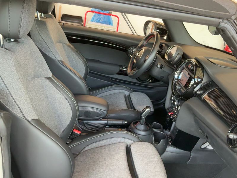 MINI Cabrio John Cooper Works 2020 – снимка 16