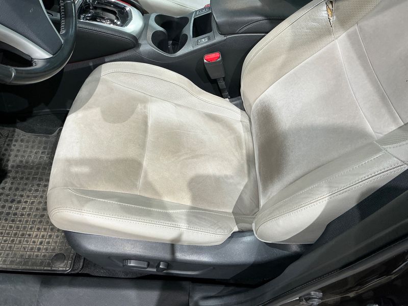 Входящ номер:	SH35072 Отчитане на километража.:	215 076 km снимка 31