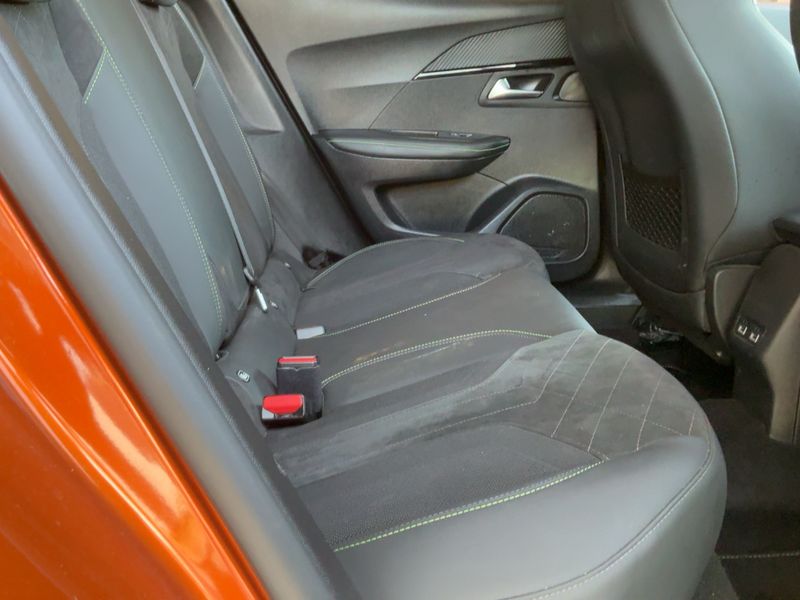 Peugeot 2008 1.5 Blue-HDi GT 2022 – снимка 19