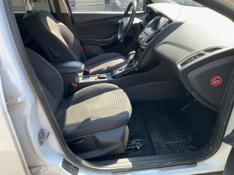 Ford Focus 1.5 EcoBoost Titanium 2015 – снимка 16