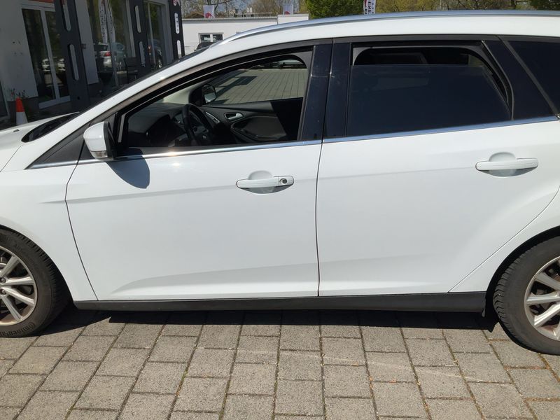 Ford Focus 1.5 EcoBoost Titanium 2015 – снимка 4