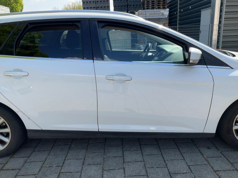 Ford Focus 1.5 EcoBoost Titanium 2015 – снимка 10