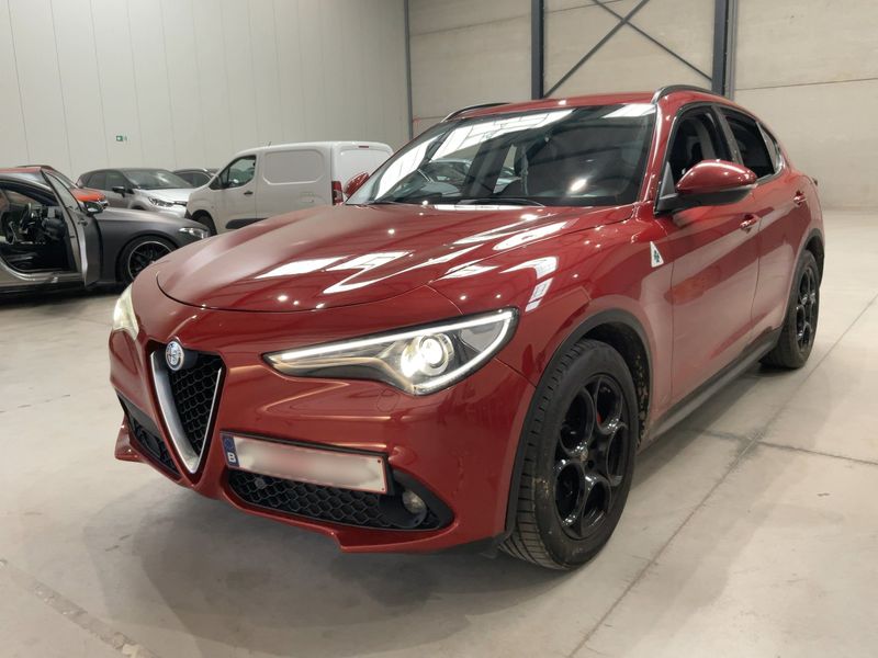 Alfa Romeo Stelvio 2.2 JTDM Super 2WD 2017 – снимка 1