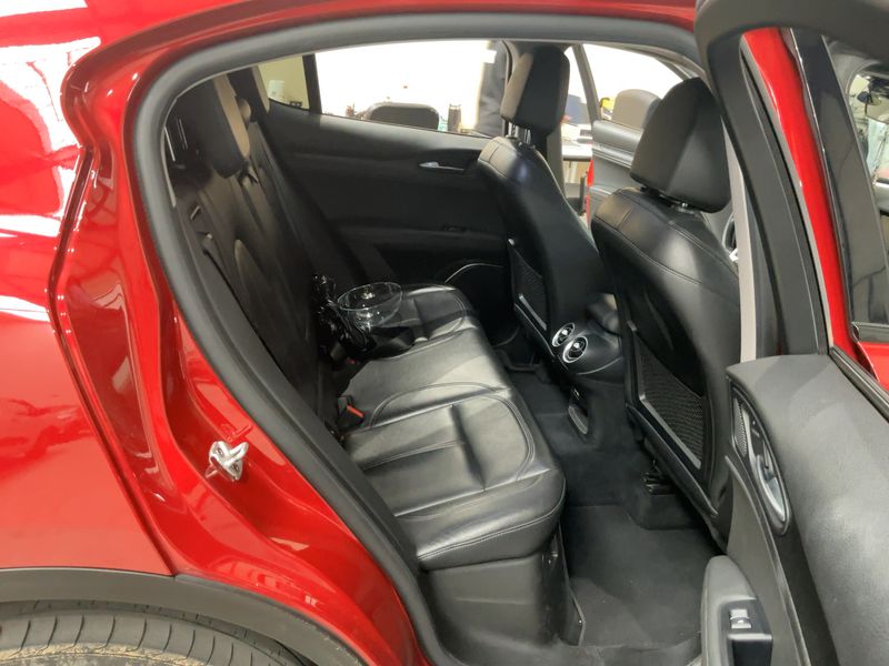 Alfa Romeo Stelvio 2.2 JTDM Super 2WD 2017 – снимка 19