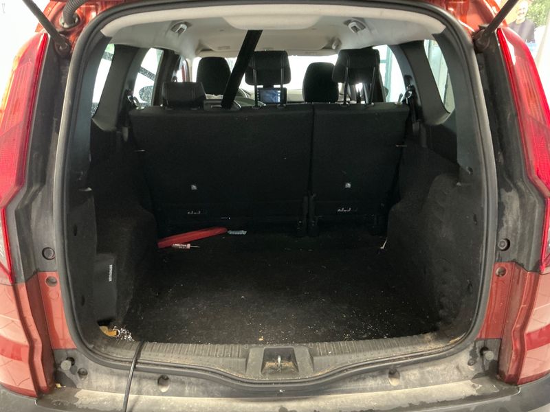 Dacia Jogger 1.0 TCe LPG Expression 2023 – снимка 15