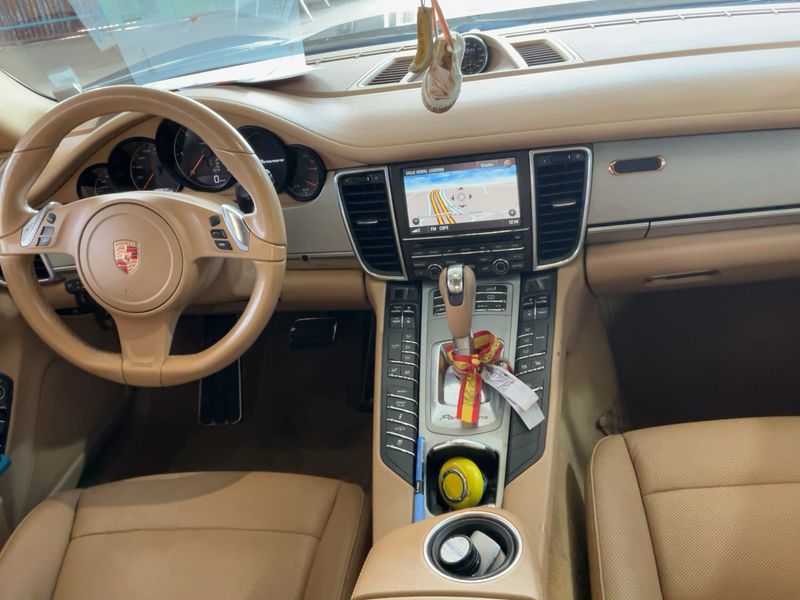 Porsche Panamera Diesel 2015 – снимка 17