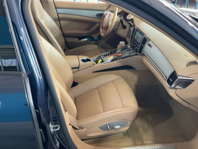 Porsche Panamera Diesel 2015 – снимка 16