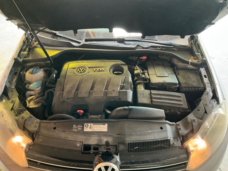 Volkswagen Golf VI 1.6 TDI Comfortline BlueMotion Tech 2010 – снимка 11