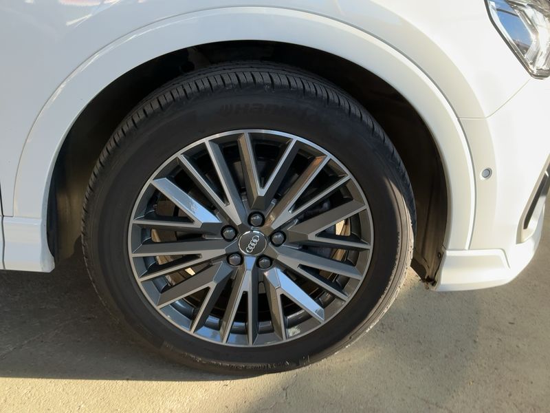 Audi Q3 45 TFSI quattro S line 2019 – снимка 11