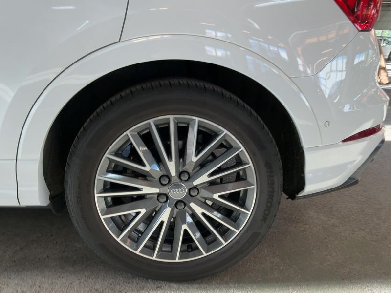 Audi Q3 45 TFSI quattro S line 2019 – снимка 5