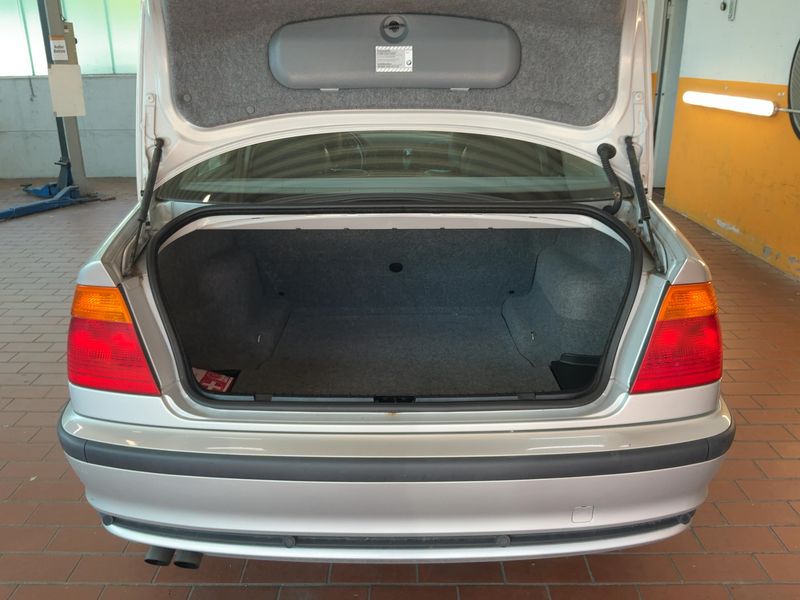BMW 3er 320i 2001 – снимка 15