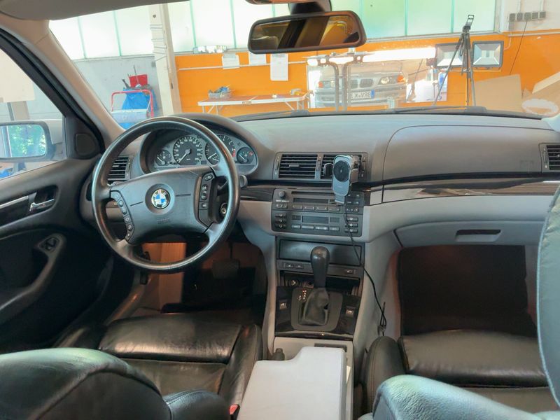 BMW 3er 320i 2001 – снимка 17