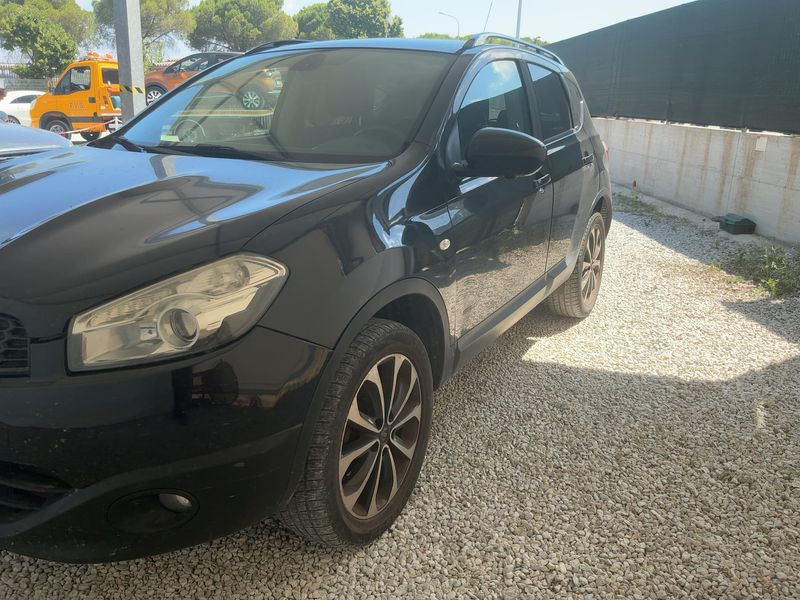 Nissan Qashqai 1.5 Turbodiesel Teckna 2013 – снимка 2