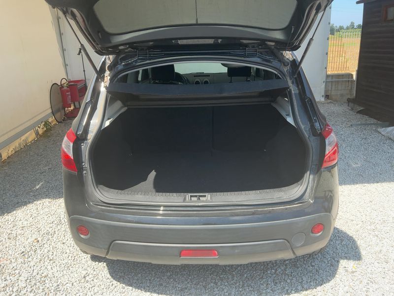 Nissan Qashqai 1.5 Turbodiesel Teckna 2013 – снимка 15